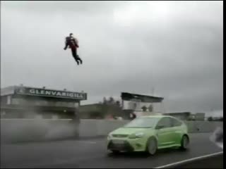 flying jetpack beats ford focus rs in drag racer race
