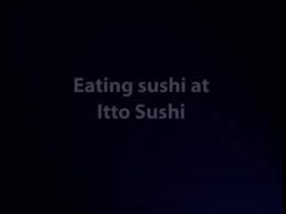 how to eat sushi 2